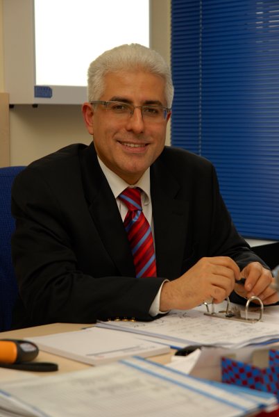 Göğüslerini aldıran kadın da kanser olabiliyor Göğüslerini aldıran kadın da kanser olabiliyor